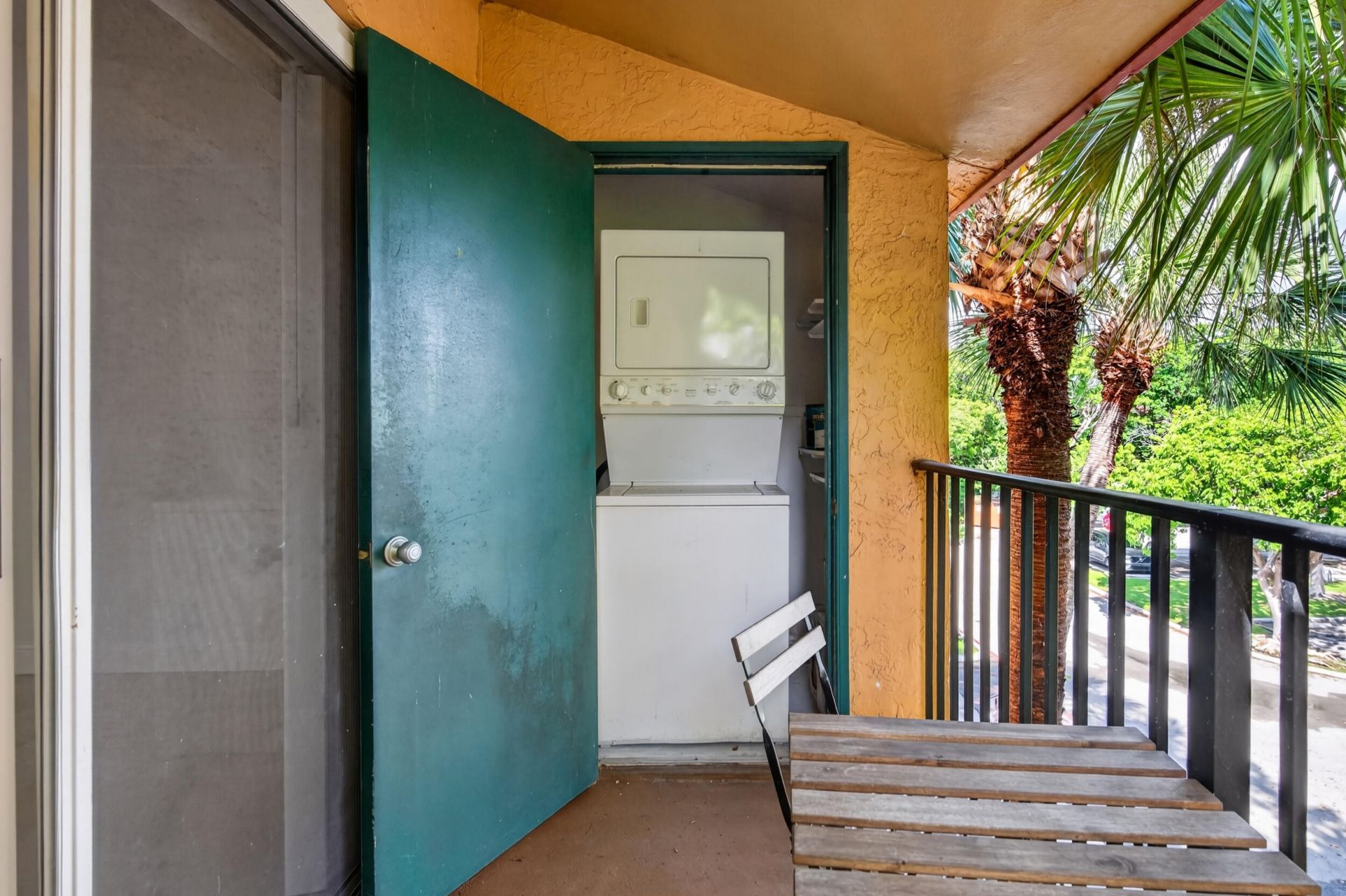 10765 Cleary Boulevard, Unit 307, Plantation, FL 33324 Photo