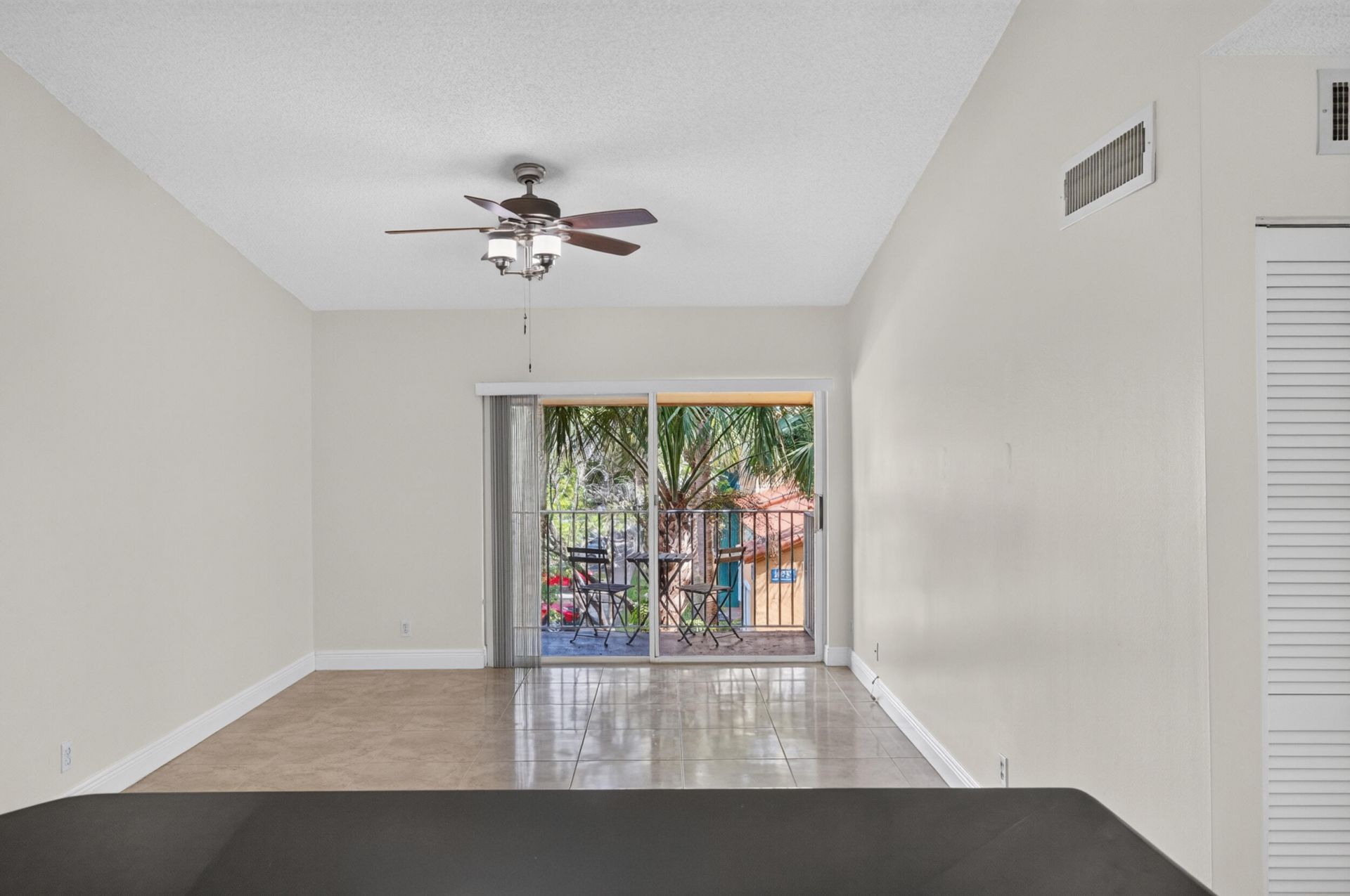10765 Cleary Boulevard, Unit 307, Plantation, FL 33324 Photo