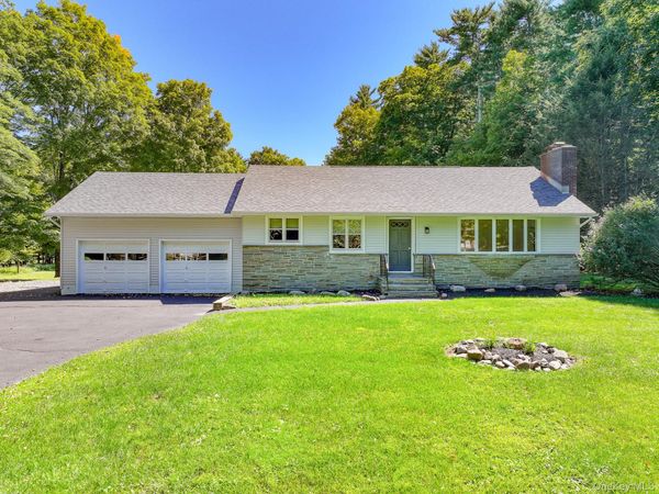 34 Van Buskirk Road , Saugerties, NY 12477