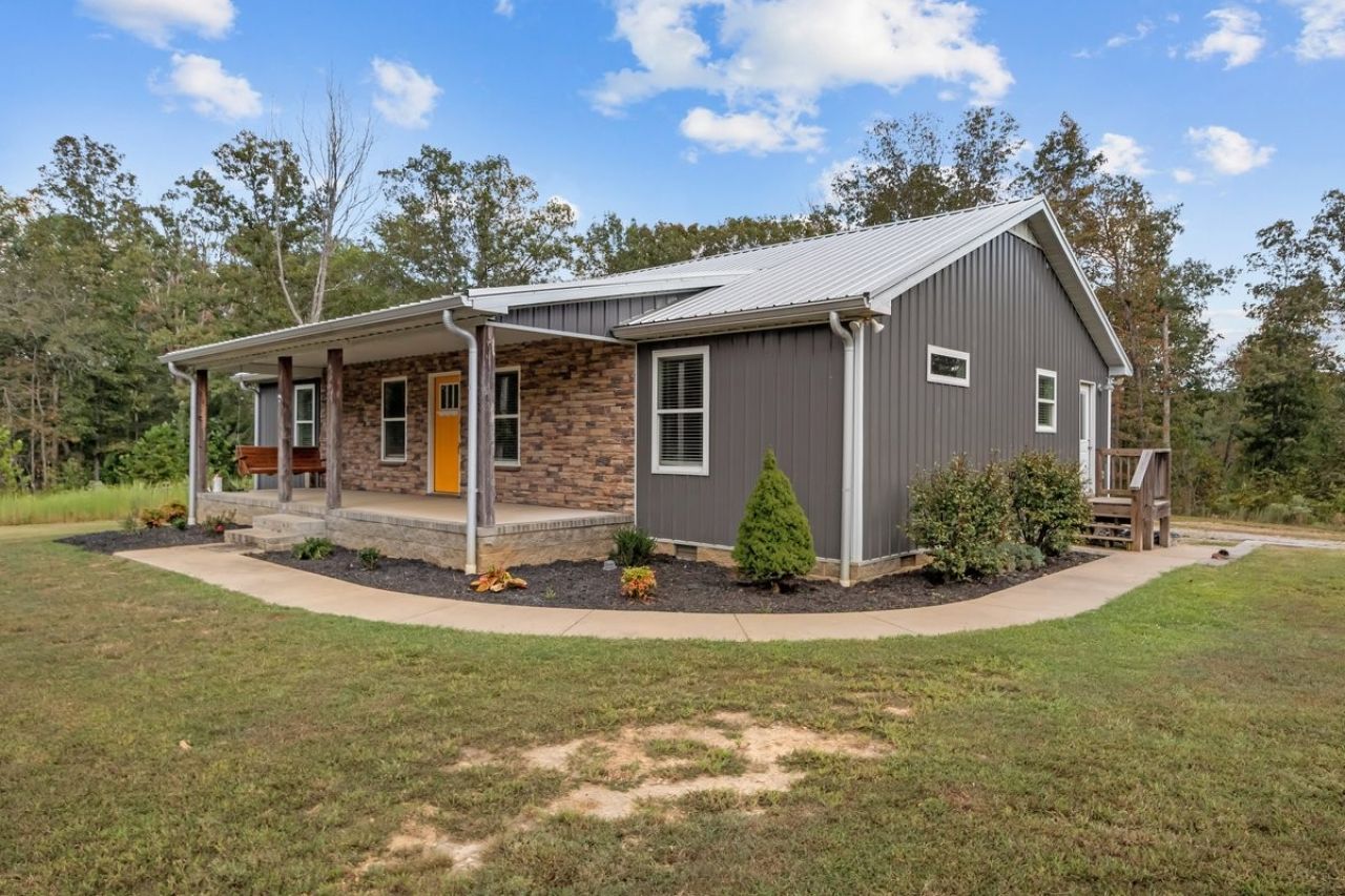 2250 Butcher Ridge Rd , Cumberland Furnace, TN 37051 Main Photo