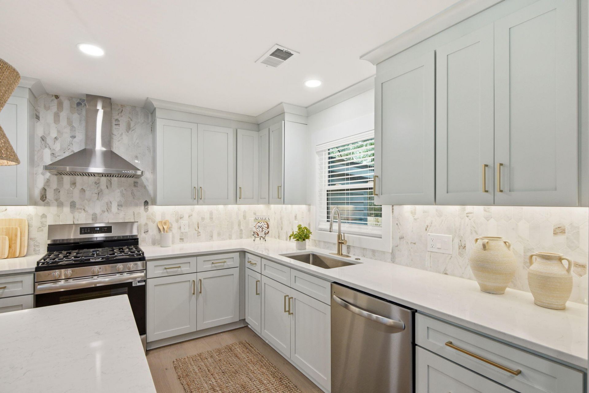1146 Browning Road Photo 13