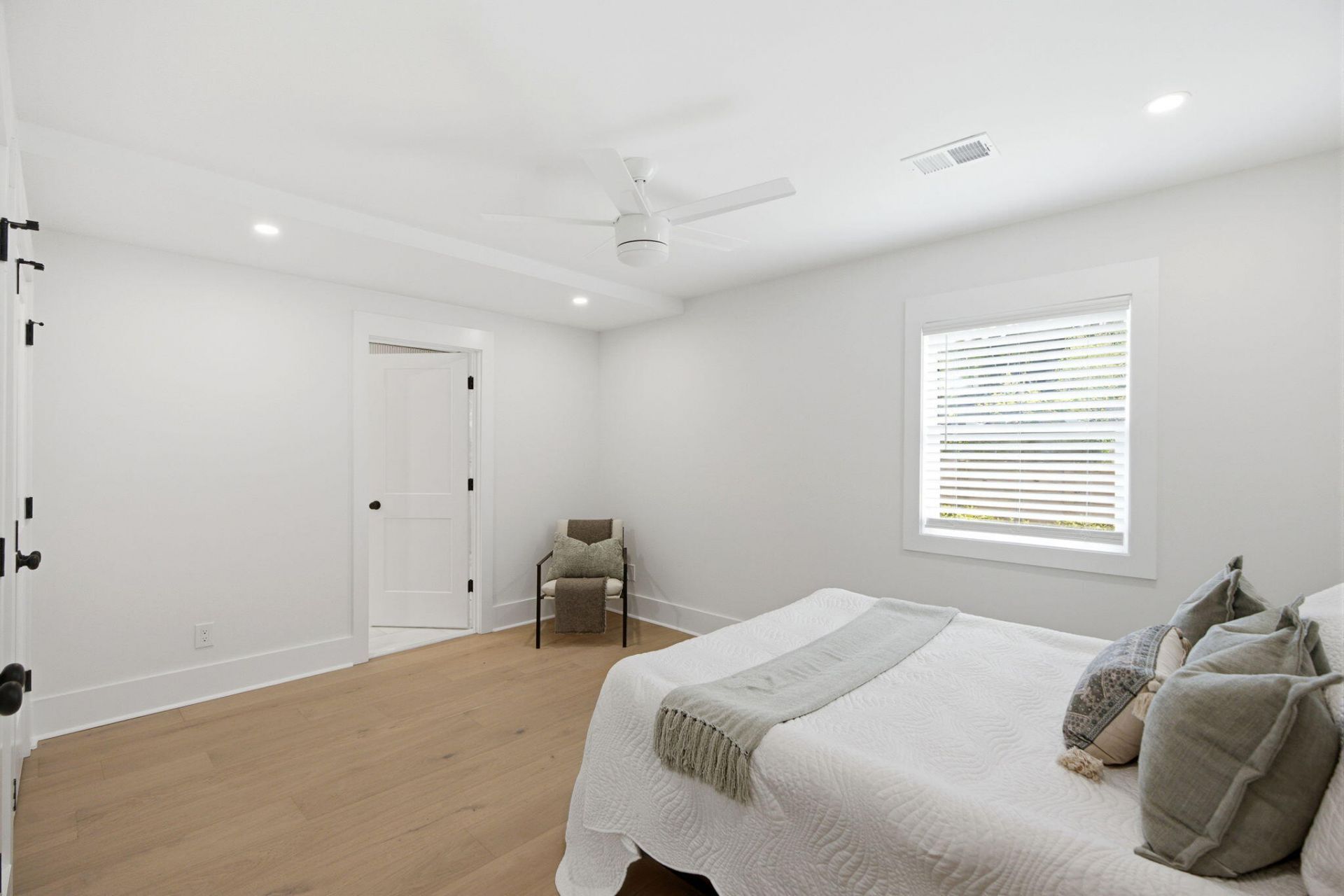1146 Browning Road Photo 27
