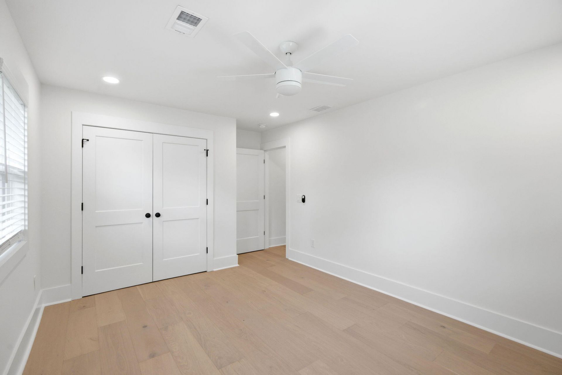 1146 Browning Road Photo 32