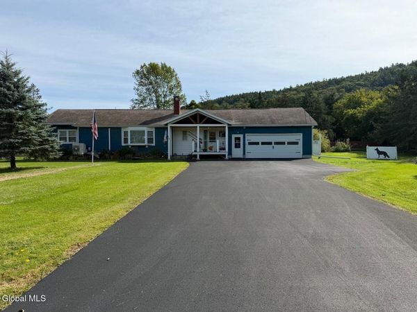 31 Black Point Road, Unit 2, Ticonderoga, NY 12883