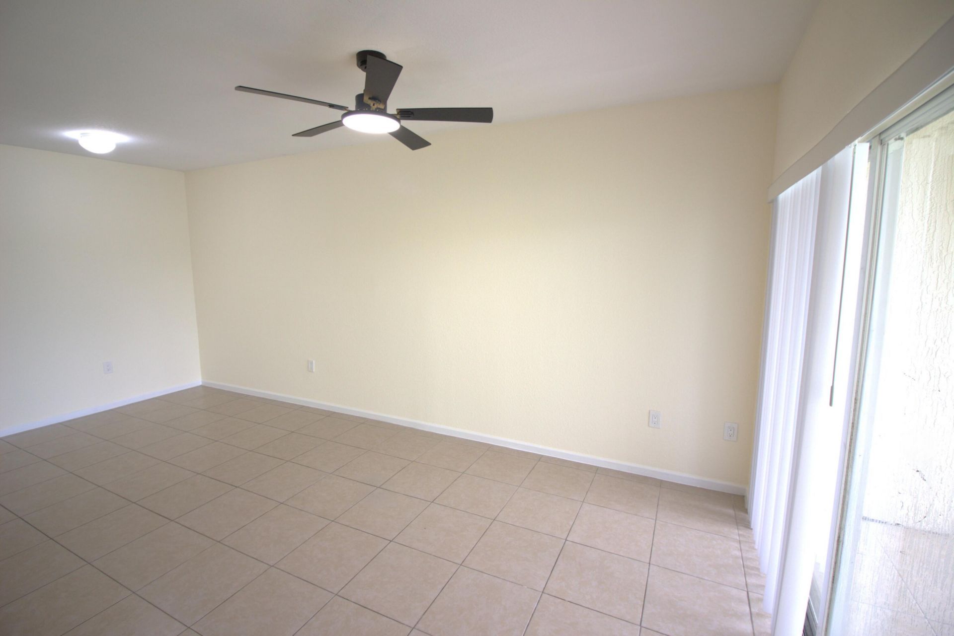 1145 Golden Lakes Boulevard, Unit 723, West Palm Beach, FL 33411 Photo