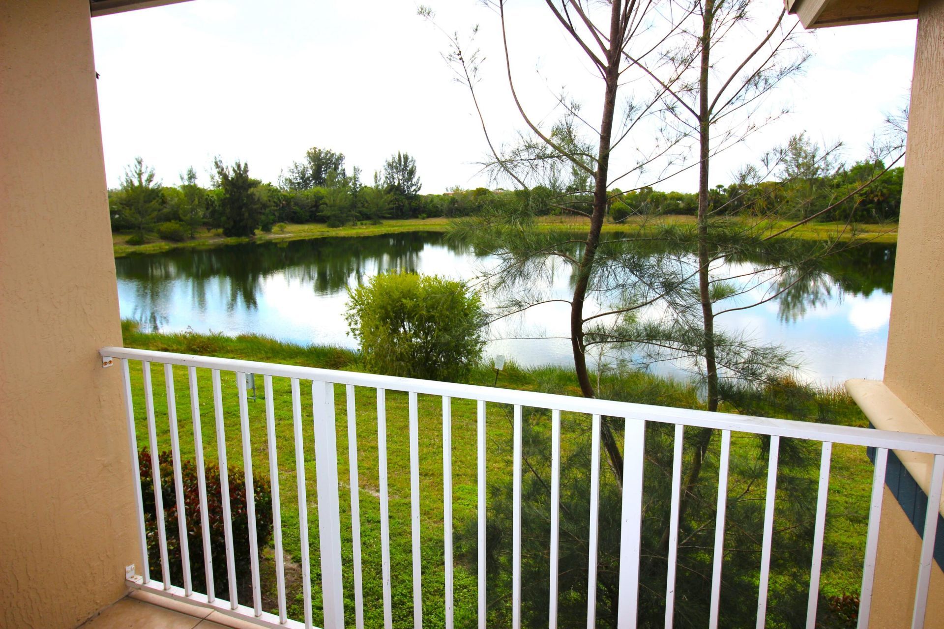 1145 Golden Lakes Boulevard, Unit 723, West Palm Beach, FL 33411 Photo