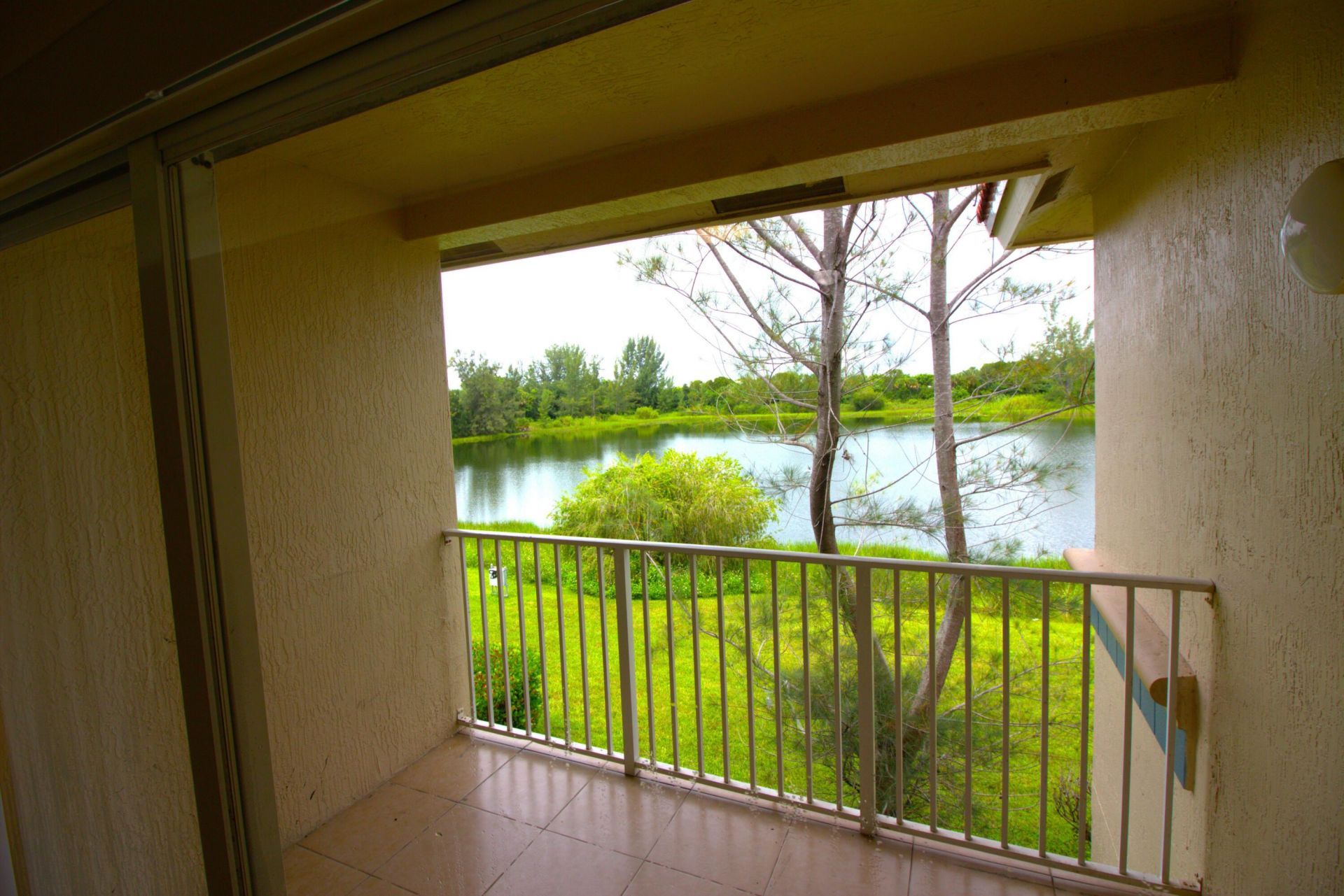1145 Golden Lakes Boulevard, Unit 723, West Palm Beach, FL 33411 Photo
