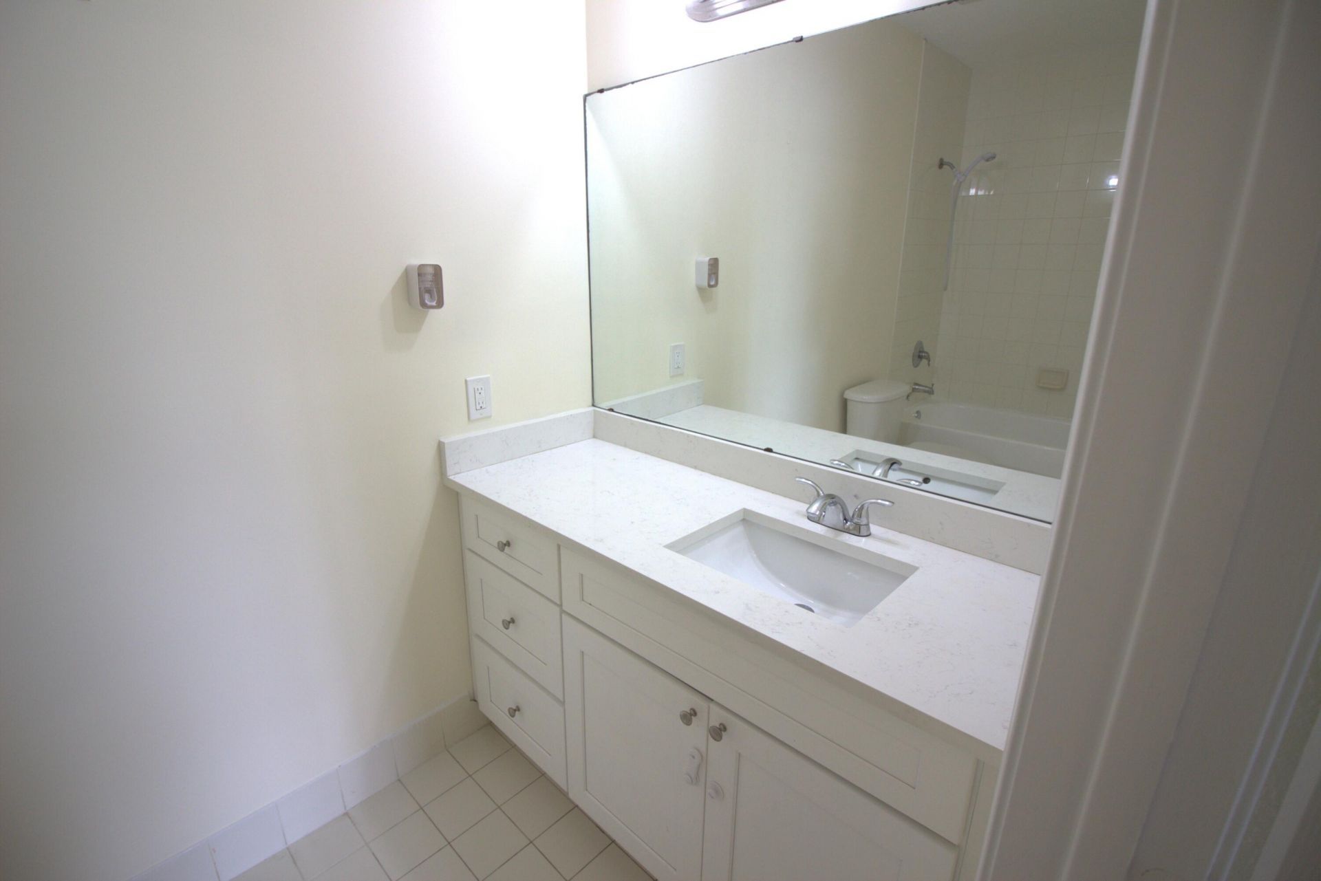 1145 Golden Lakes Boulevard, Unit 723, West Palm Beach, FL 33411 Photo