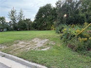 6316 Mckinley Parkway , Hamburg, NY 14075