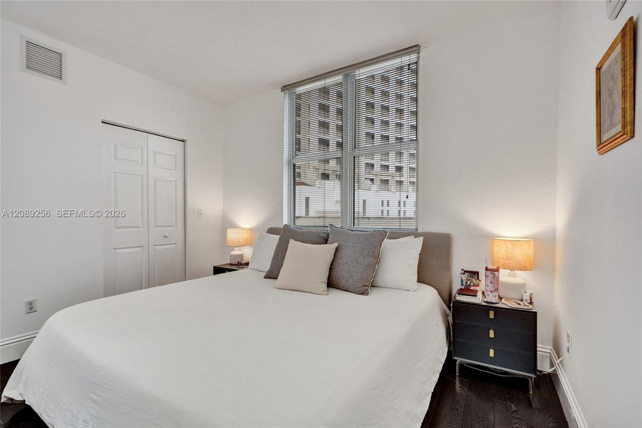 2030 S Douglas Rd, Unit 401, Coral Gables, FL 33134 Photo