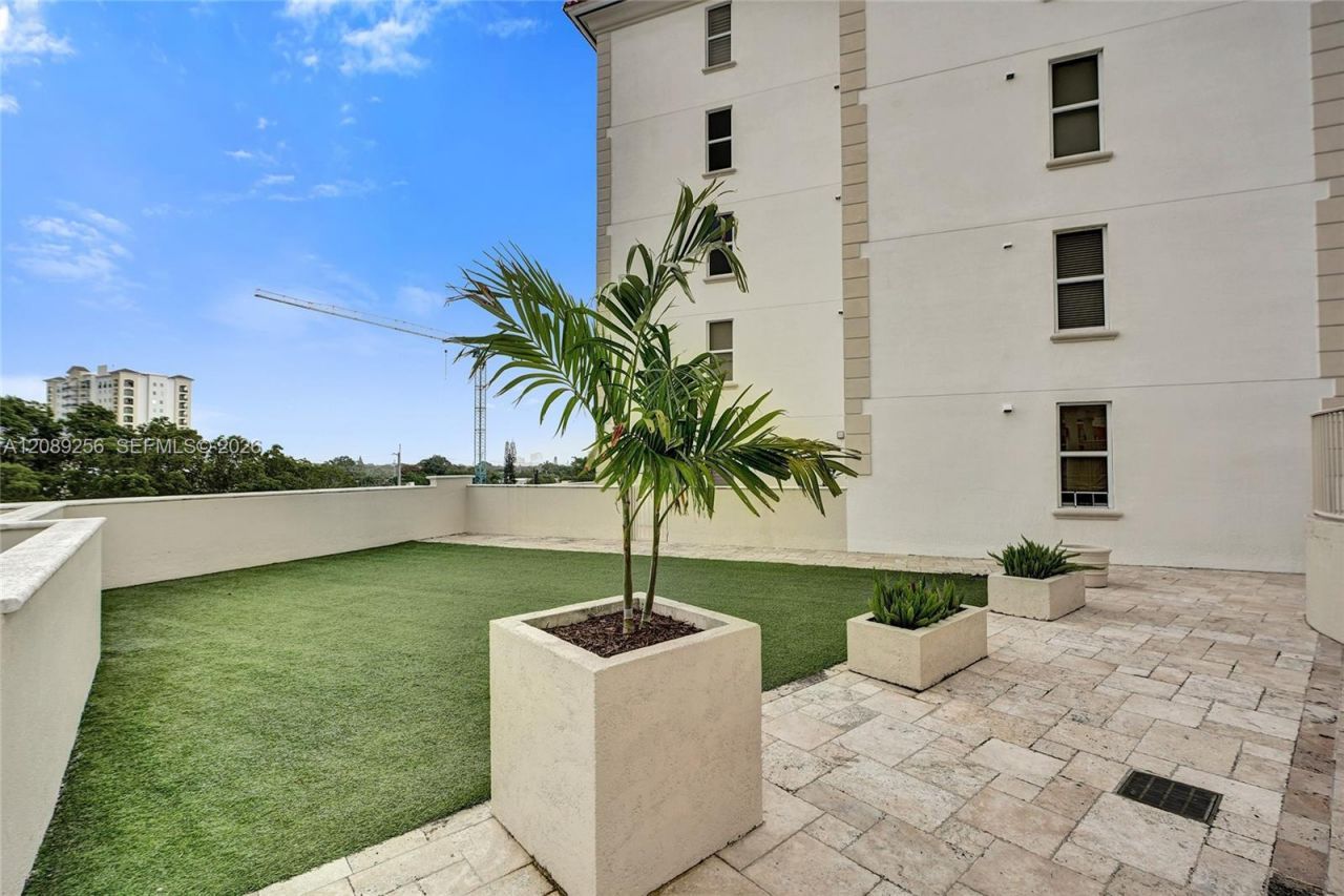 2030 S Douglas Rd, Unit 401, Coral Gables, FL 33134 Photo