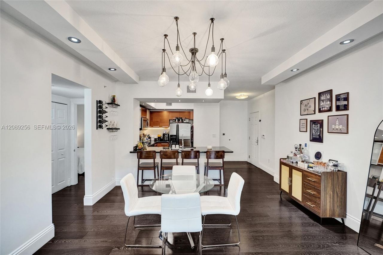 2030 S Douglas Rd, Unit 401, Coral Gables, FL 33134 Photo
