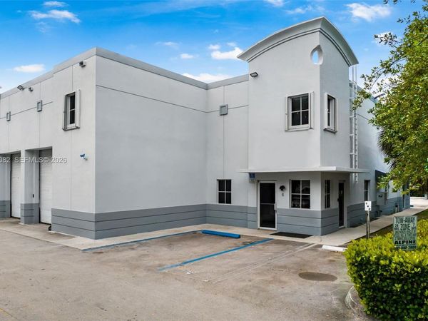 2451 NW 109th Ave , Unit 6, Sweetwater, FL 33172