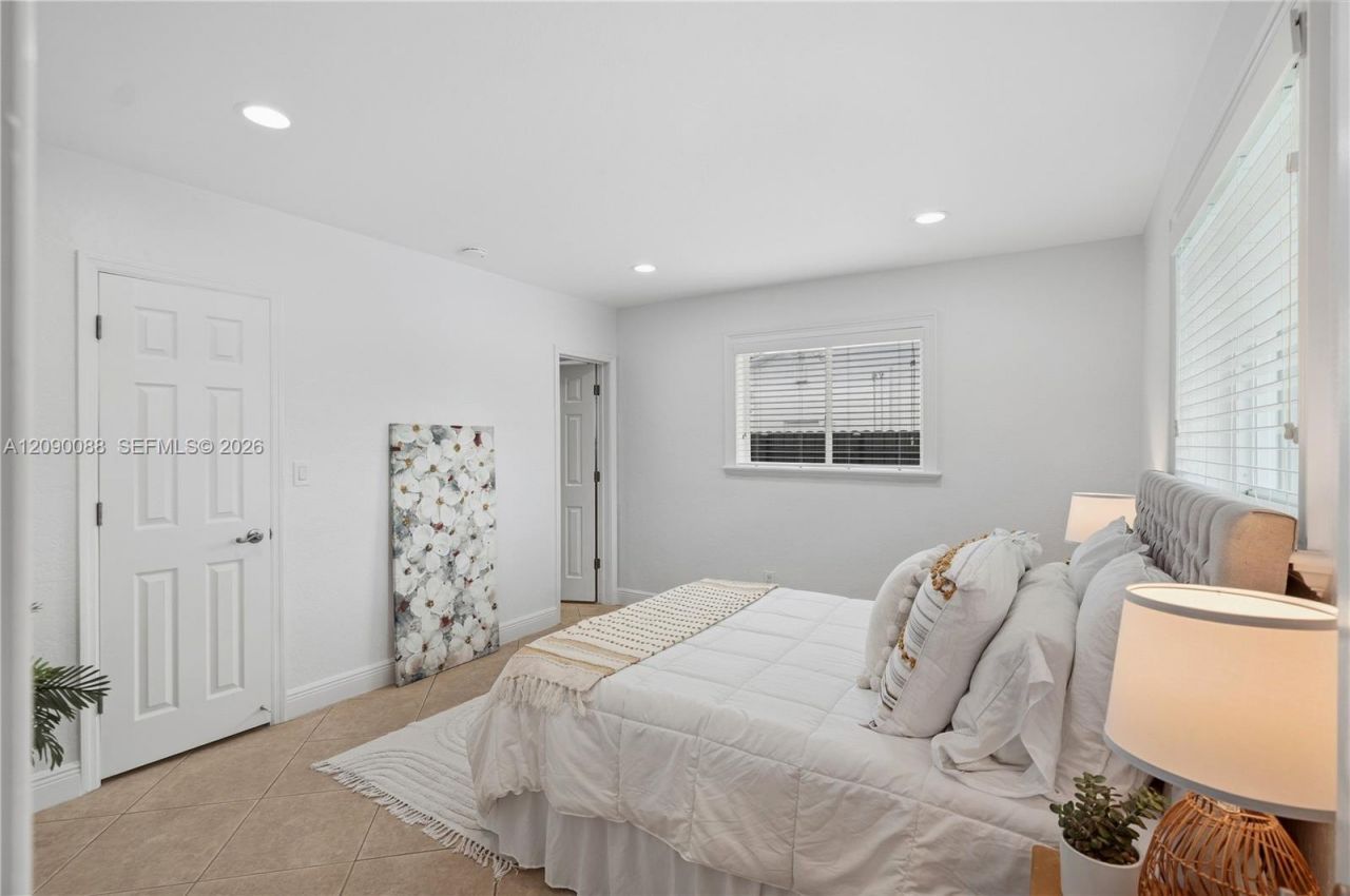 7311 Sabal Dr, Miami Lakes, FL 33014 Photo