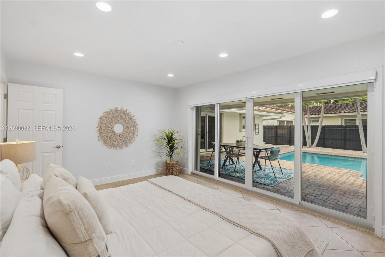 7311 Sabal Dr, Miami Lakes, FL 33014 Photo