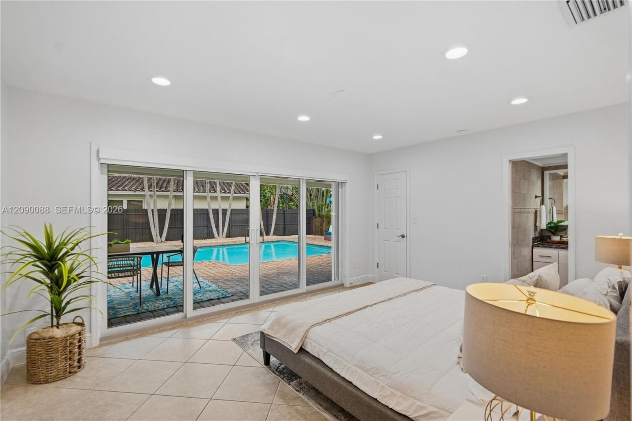 7311 Sabal Dr, Miami Lakes, FL 33014 Photo