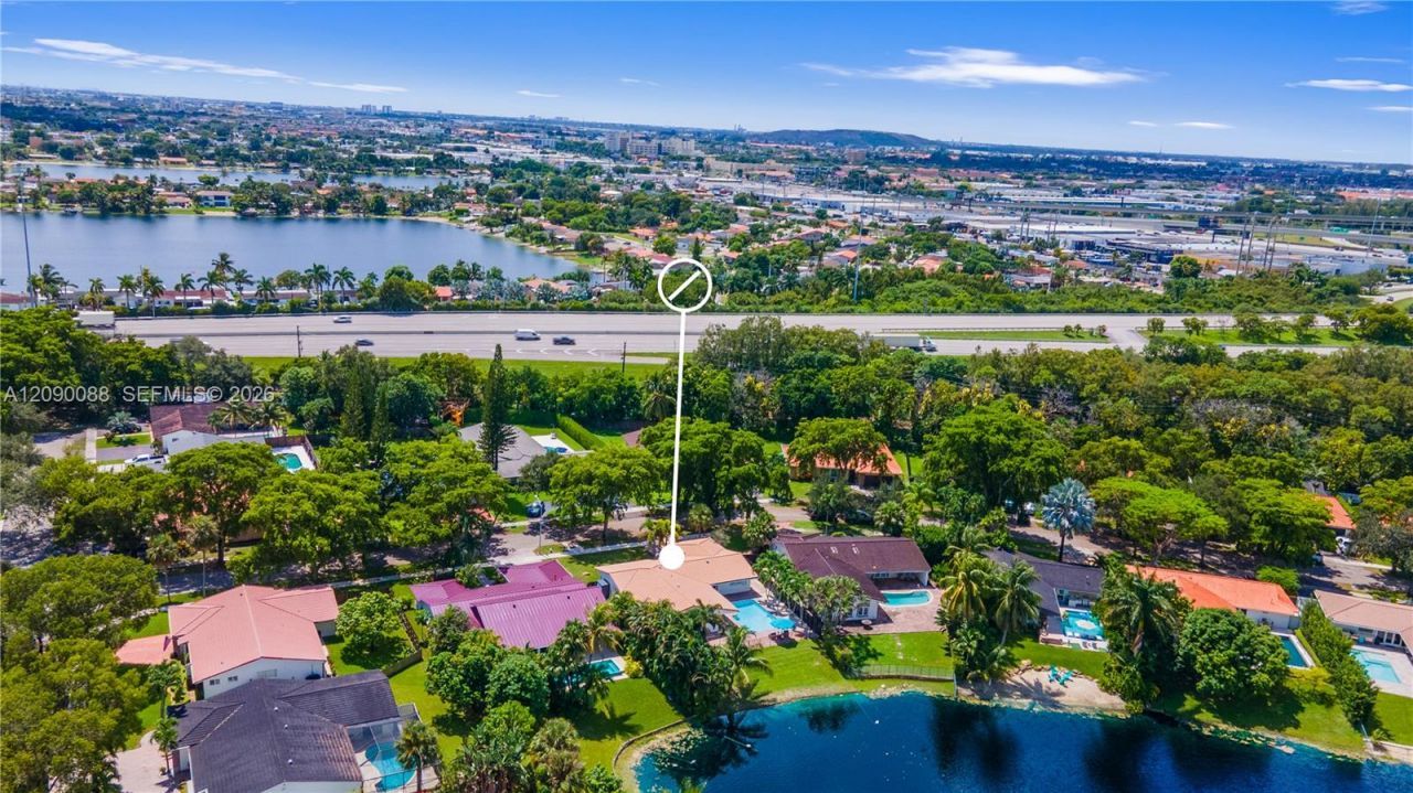 7311 Sabal Dr, Miami Lakes, FL 33014 Photo
