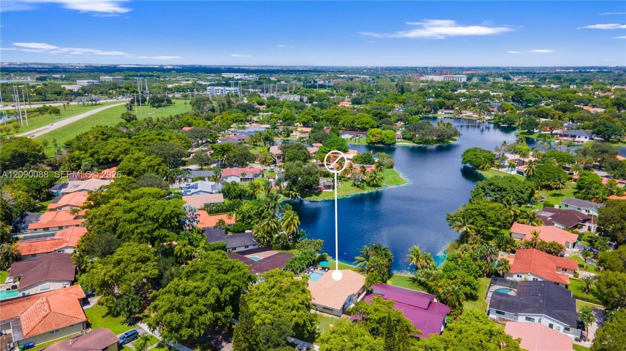 7311 Sabal Dr, Miami Lakes, FL 33014 Photo