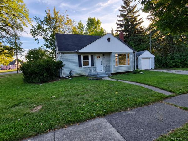 2401 Raskob Street, Flint, Mi 48504