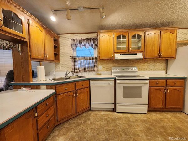 831 17th Avenue , Longmont, CO 80501