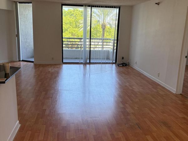 3300 NE 191ST Street, Unit 410, Aventura, FL 33180