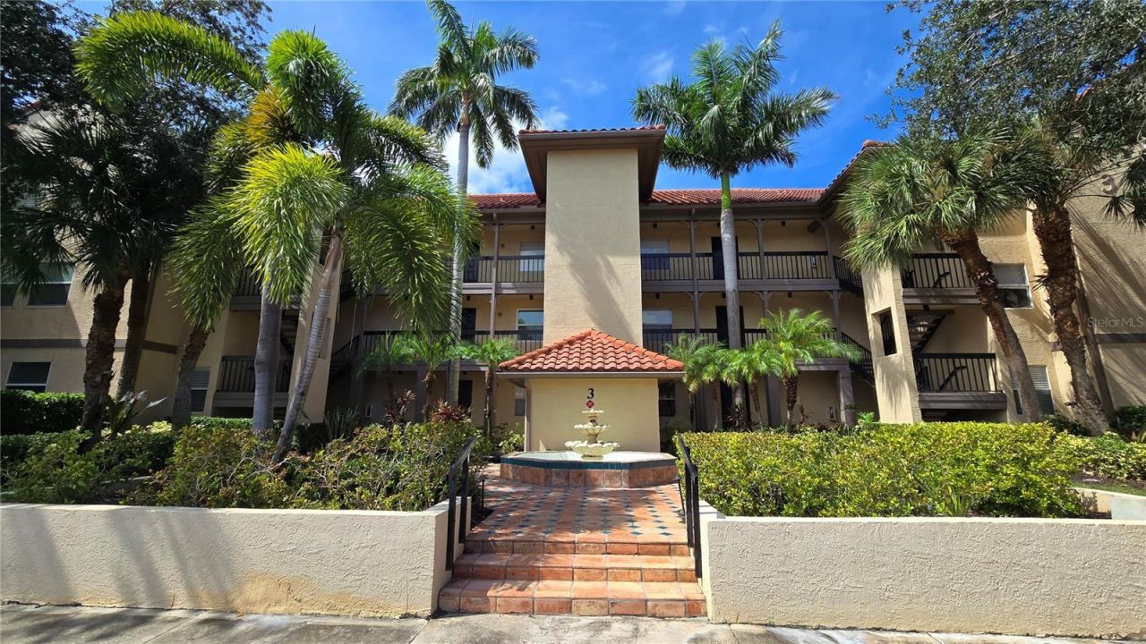 2400 Feather Sound Drive, Unit 328, Clearwater, FL 33762 Main Photo