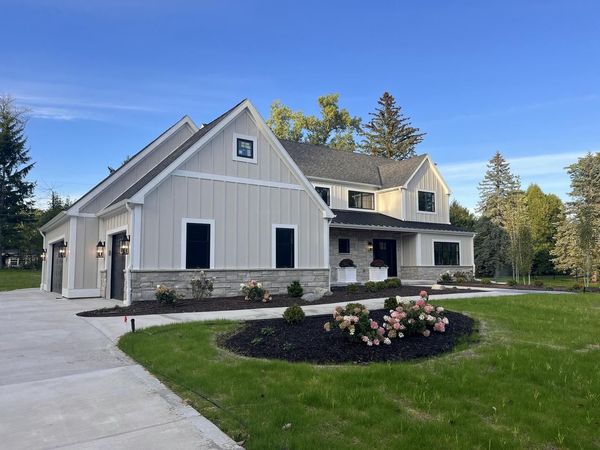 1000 E Bradley ROAD, Fox Point, WI 53217