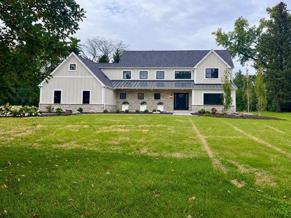1000 E Bradley ROAD, Fox Point, WI 53217