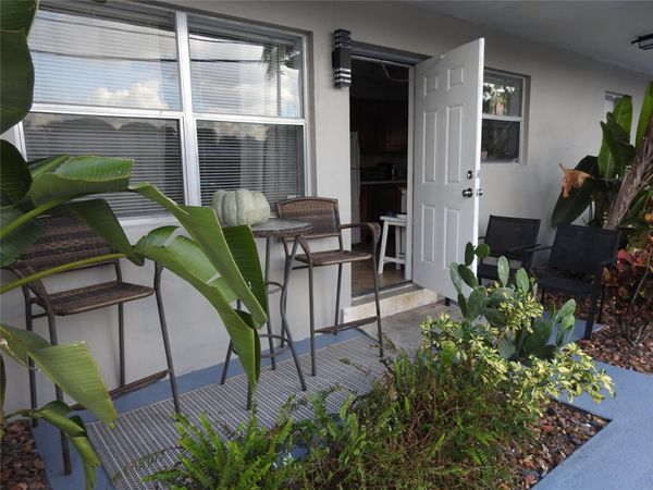 1600 NE 3rd Avenue, Unit 3, Fort Lauderdale, FL 33305