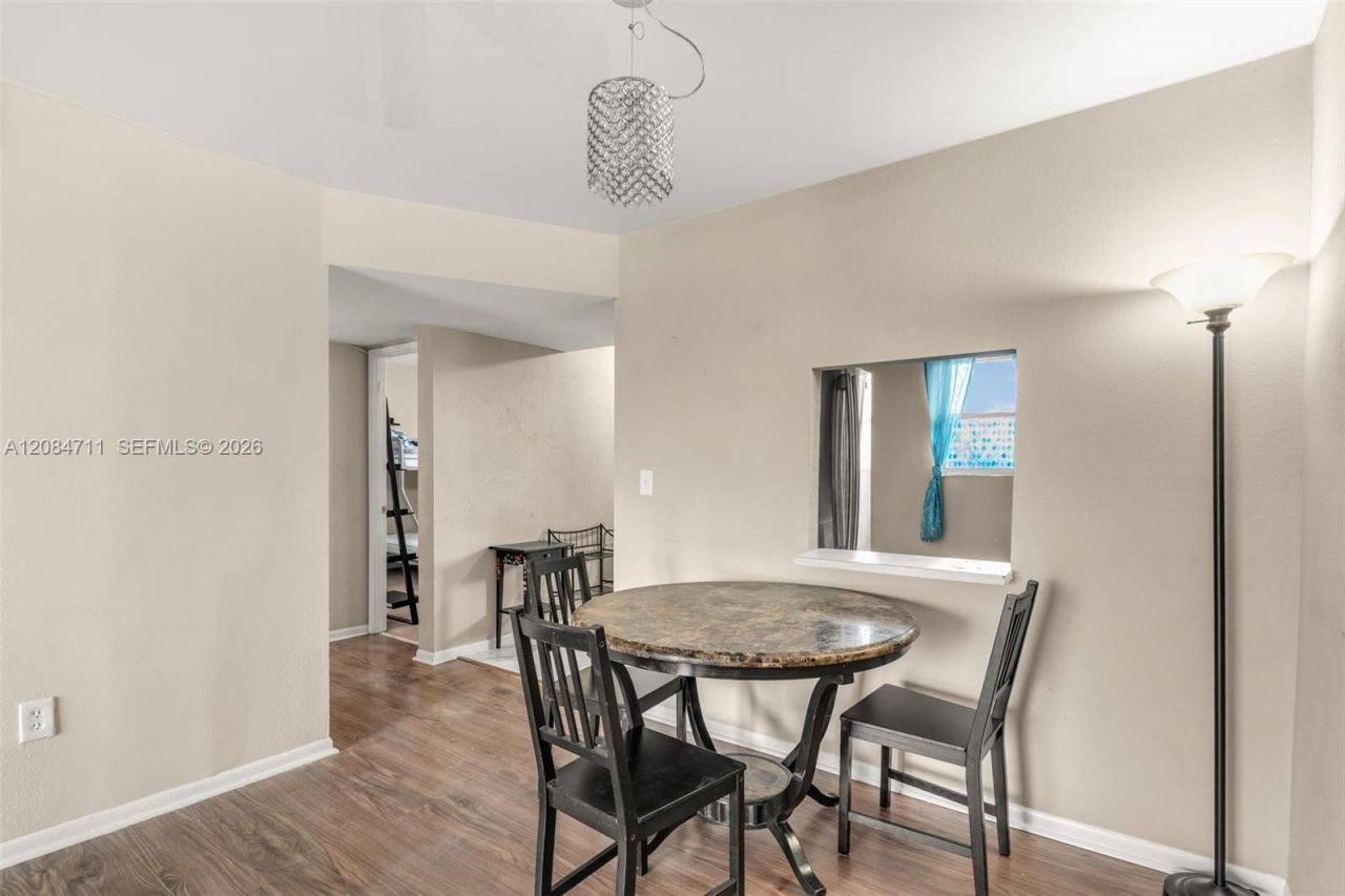 1700 NE 191st St, Unit 508, Miami, FL 33179 Photo