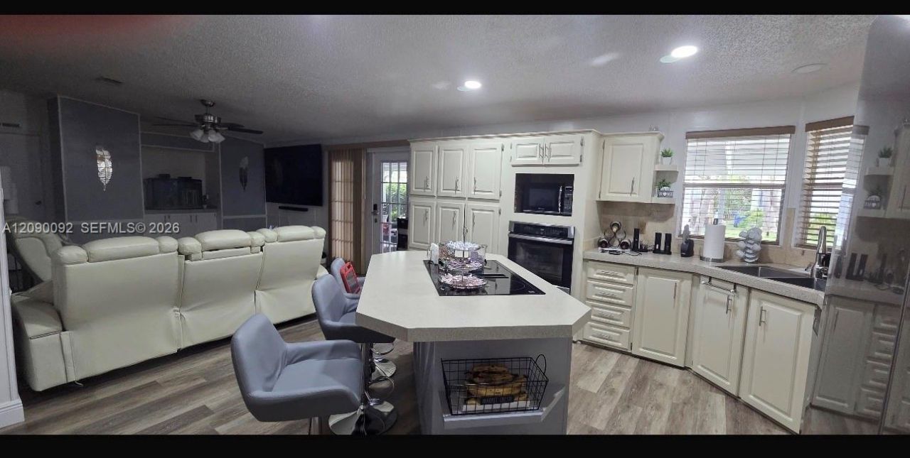 19800 SW 180th Ave. Lot 120, Miami, FL 33187 Photo