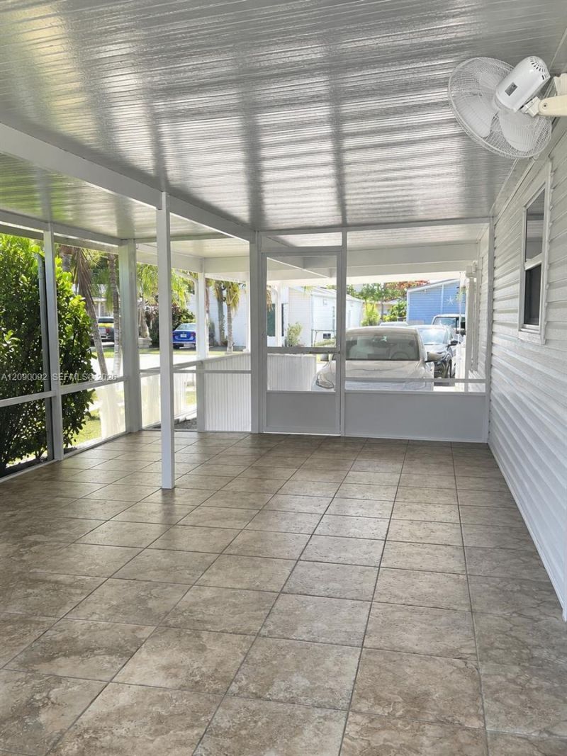 19800 SW 180th Ave. Lot 120, Miami, FL 33187 Photo