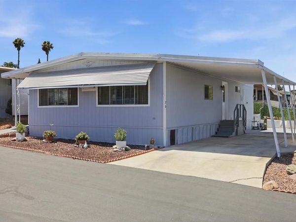 718 Sycamore, Unit 26, Vista, CA 92083