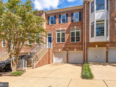9534 LAGERSFIELD CIRCLE, VIENNA, VA 22181