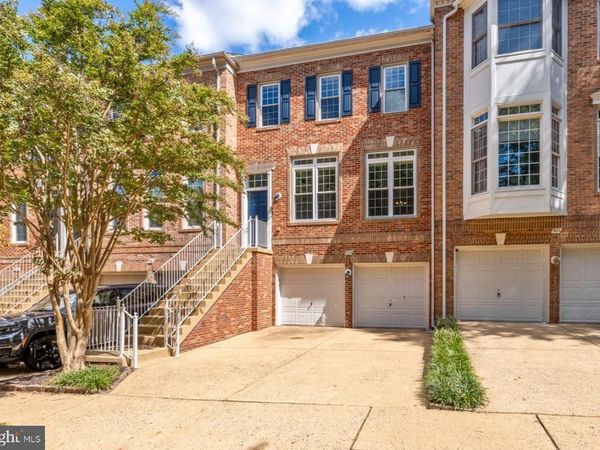 9534 LAGERSFIELD CIRCLE, VIENNA, VA 22181