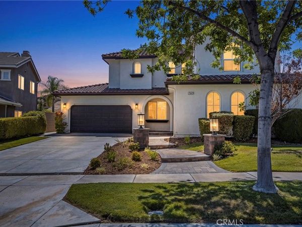 25628 Chase Avenue, Stevenson Ranch, CA 91381