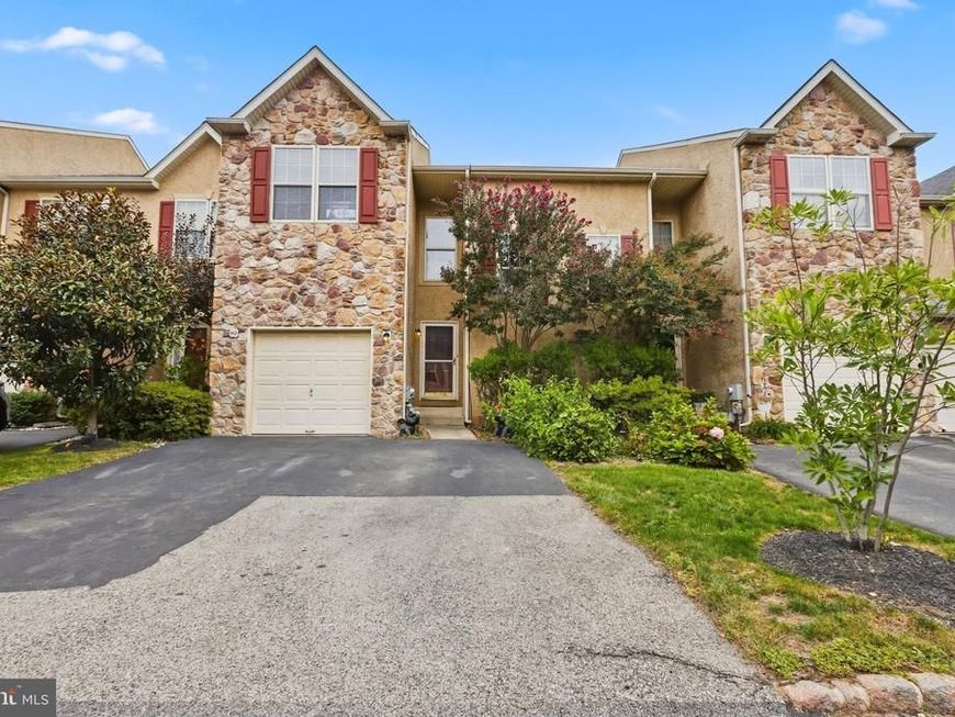 80 Chadwick Circle, Eagleville, PA 19403 Main Photo