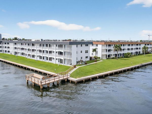 111 Shore Court, Unit 301, North Palm Beach, FL 33408