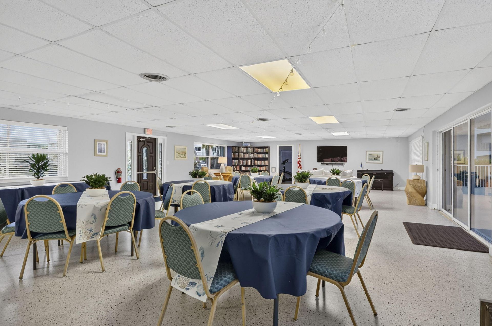 111 Shore Court, Unit 301, North Palm Beach, FL 33408 Photo