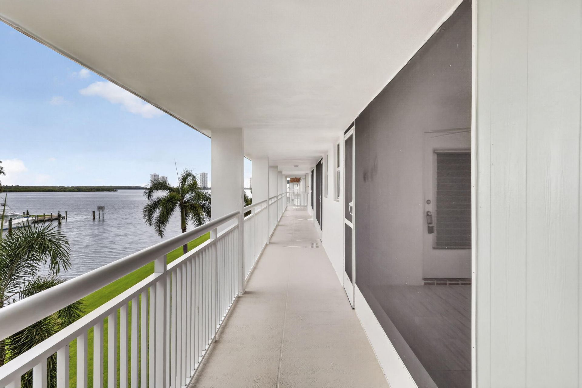 111 Shore Court, Unit 301, North Palm Beach, FL 33408 Photo