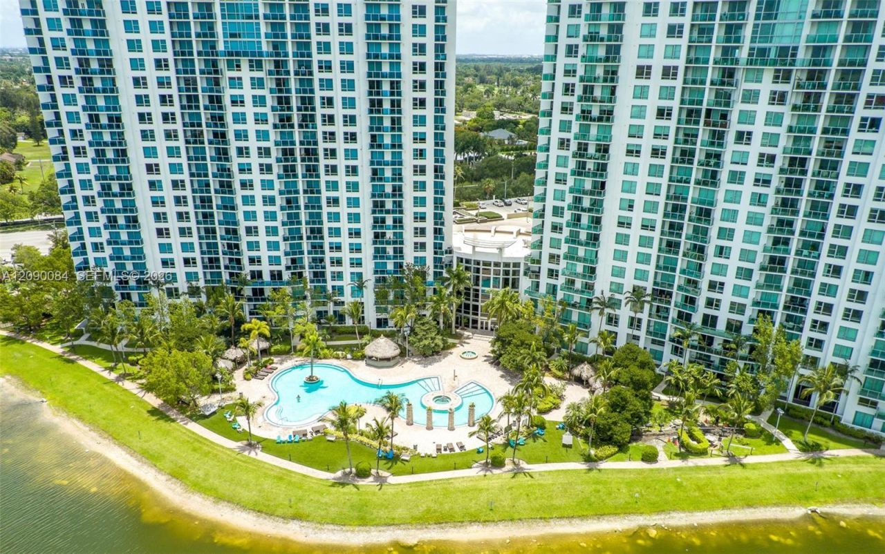 2641 N Flamingo Rd , Unit 1603N, Sunrise, FL 33323 Photo