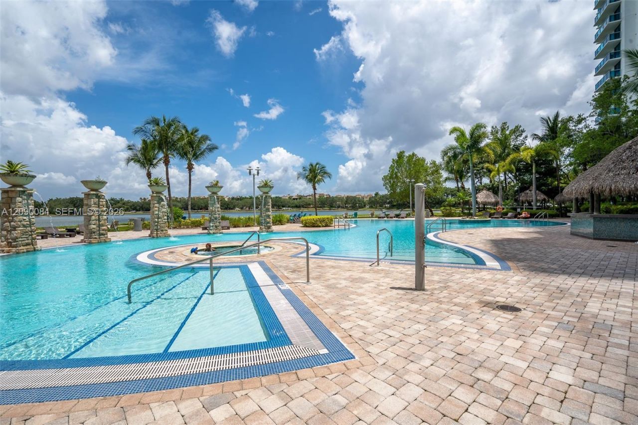 2641 N Flamingo Rd , Unit 1603N, Sunrise, FL 33323 Photo
