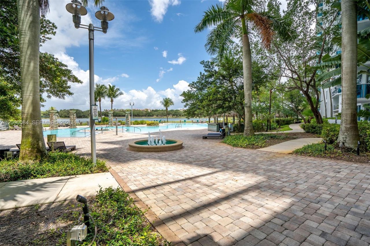 2641 N Flamingo Rd , Unit 1603N, Sunrise, FL 33323 Photo