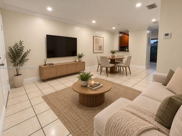 5600 NW 6th St , Unit 29, Miami, FL 33126