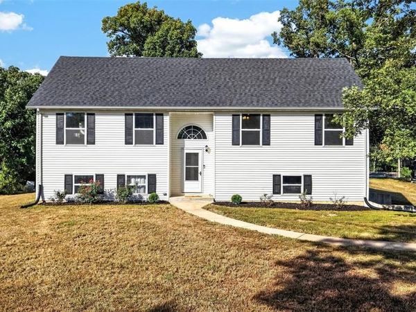 825 Highway WW, Foristell, MO 63348