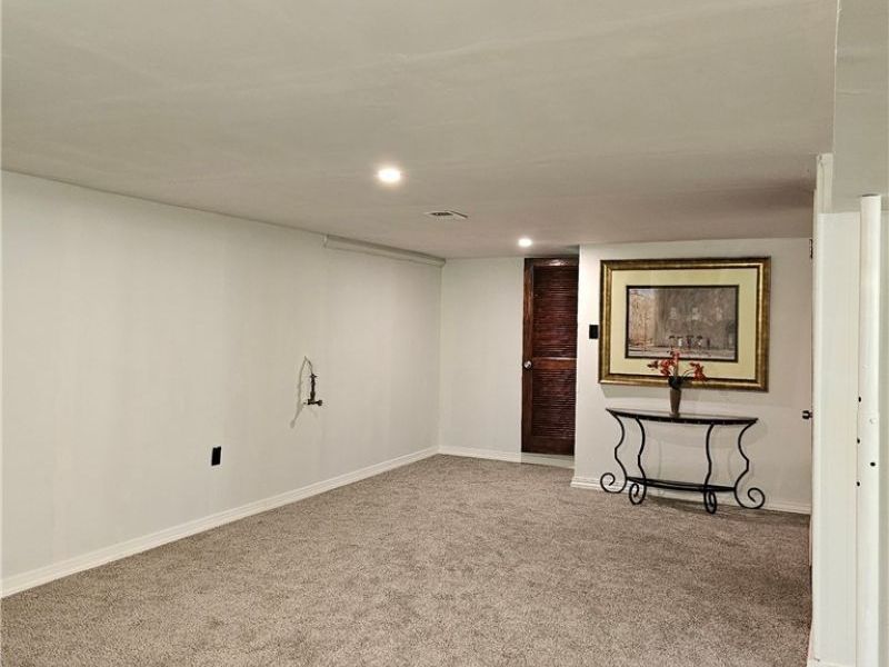 33158 Lakeshore Boulevard , Eastlake, OH 44095 Photo 26