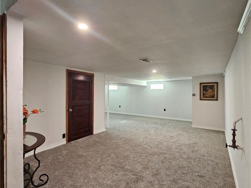33158 Lakeshore Boulevard , Eastlake, OH 44095 Photo 28