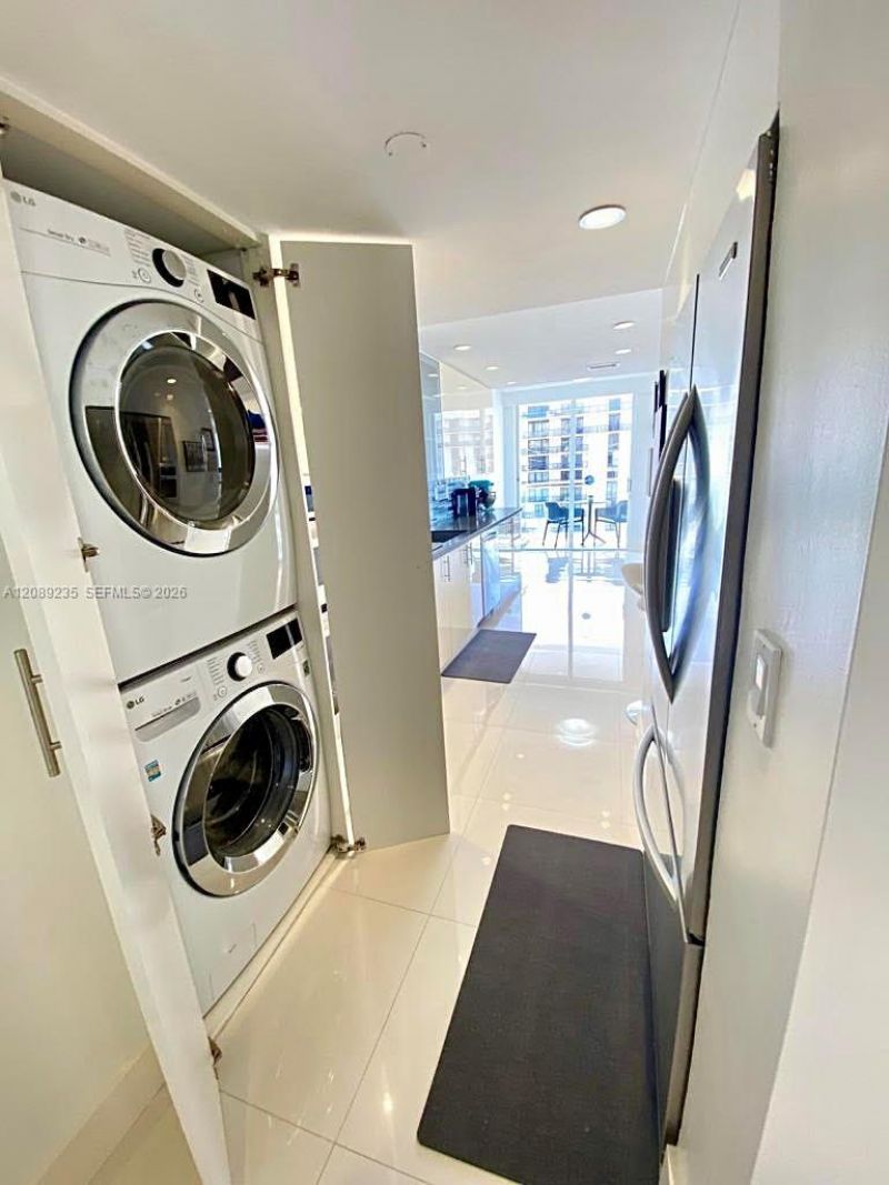 19707 Turnberry Way, Unit 27D, Aventura, FL 33180 Photo