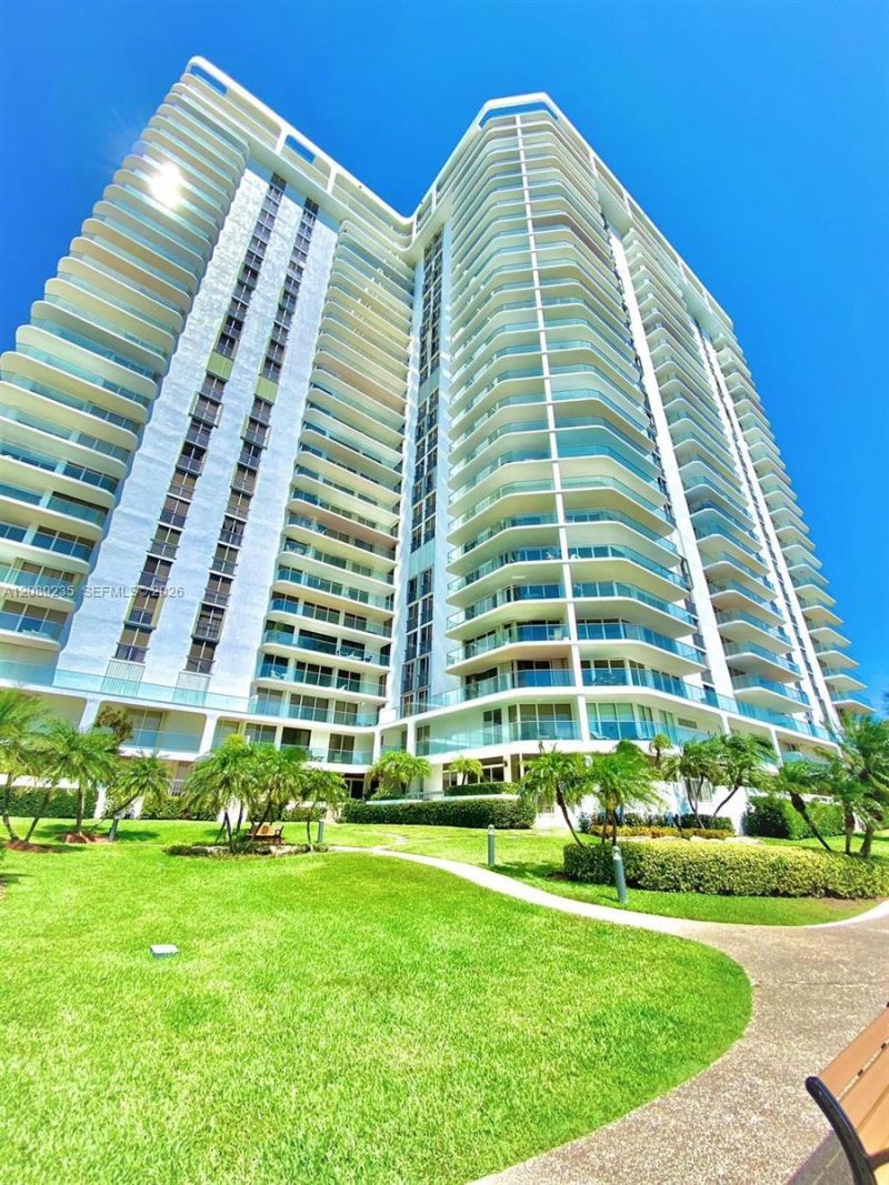 19707 Turnberry Way, Unit 27D, Aventura, FL 33180 Photo