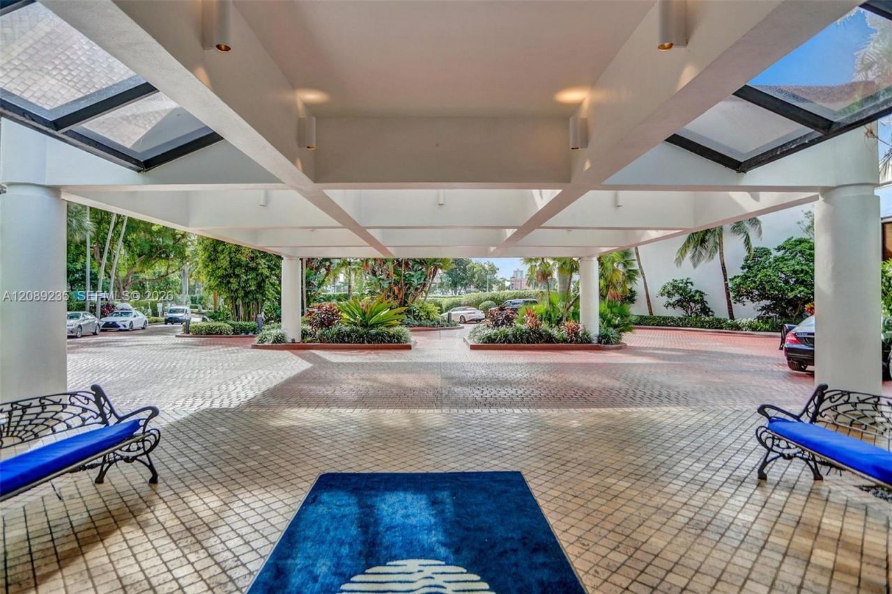 19707 Turnberry Way, Unit 27D, Aventura, FL 33180 Photo